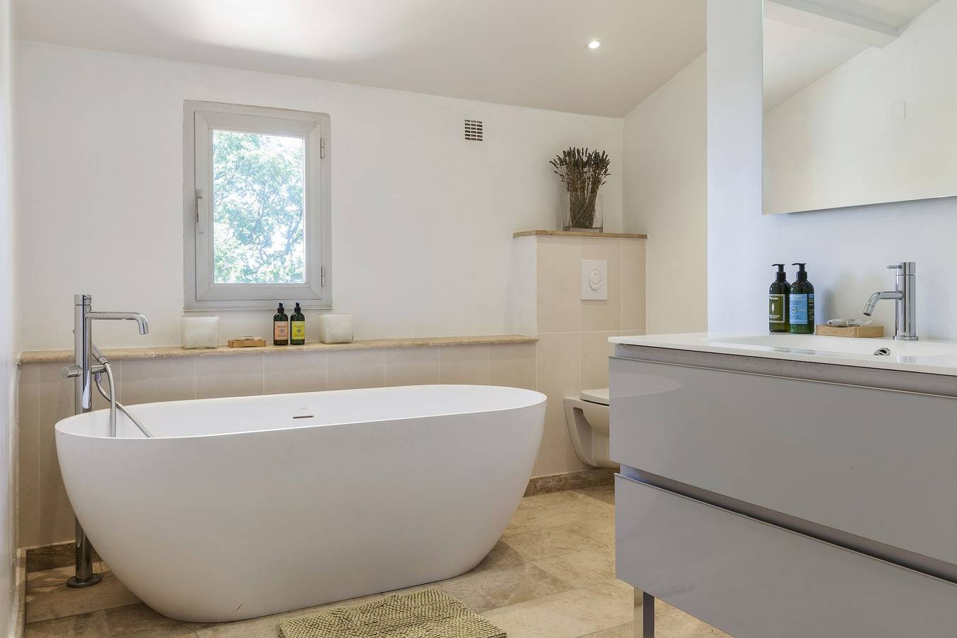 Villa für 9 Personen mit Balkon in Suzette, Vaucluse