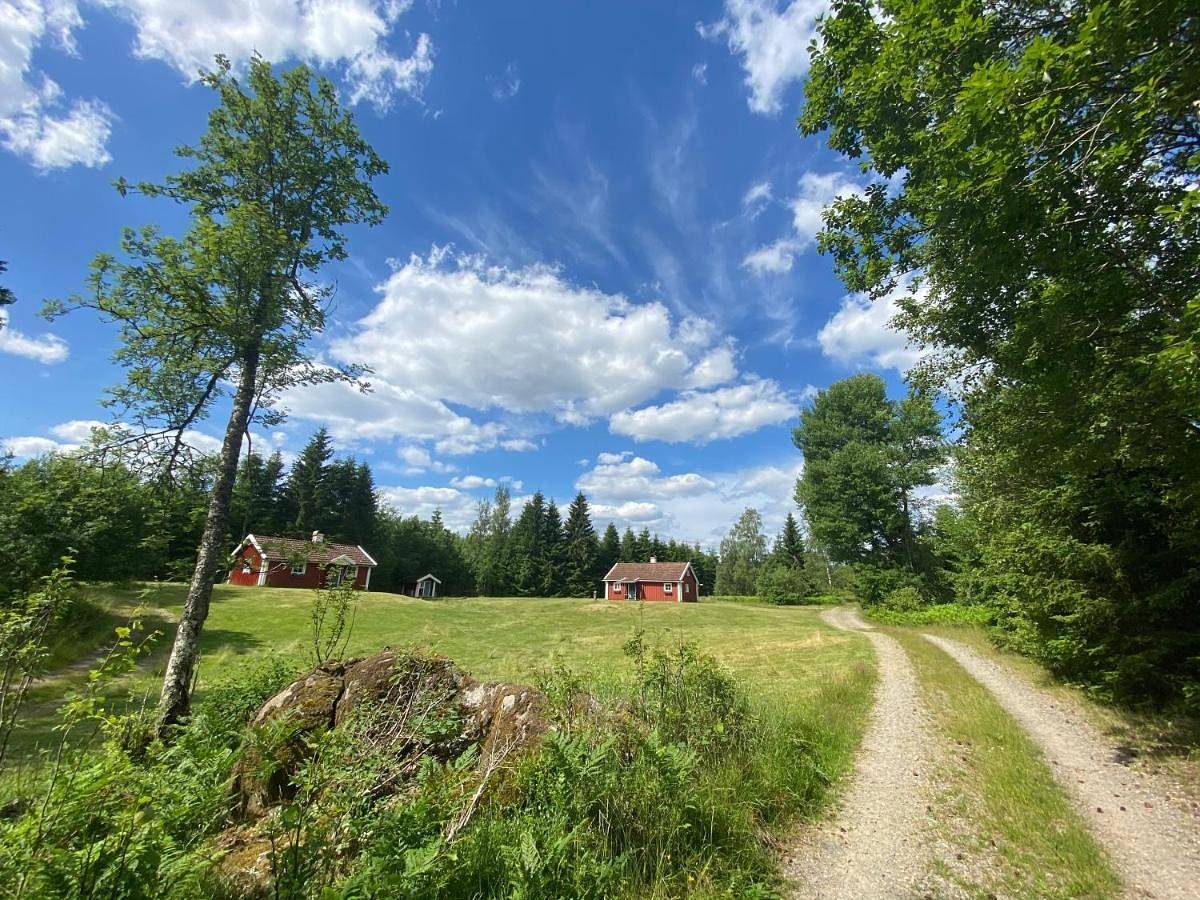 Källåsens Stuguthyrning in Sjötofta, Västergötland