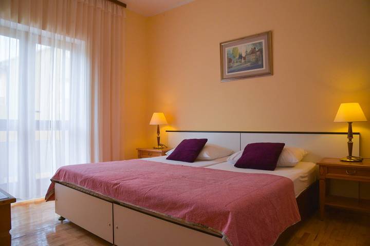 Apartament wakacyjny dla 3 osób, z balkon/ taras w Pag (Wyspa)