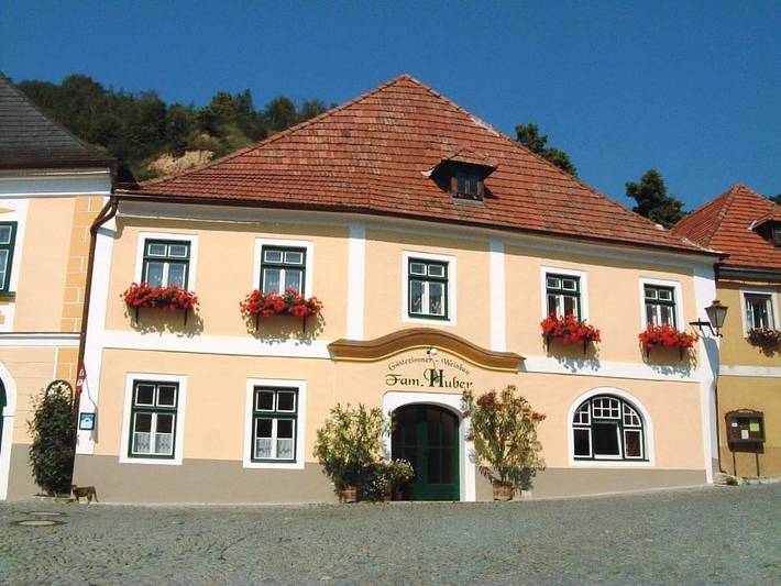 Gästehaus Huber - Einzelzimmer mit kostenfreiem Wlan in Weißenkirchen in der Wachau, Bezirk Krems an der Donau-Land