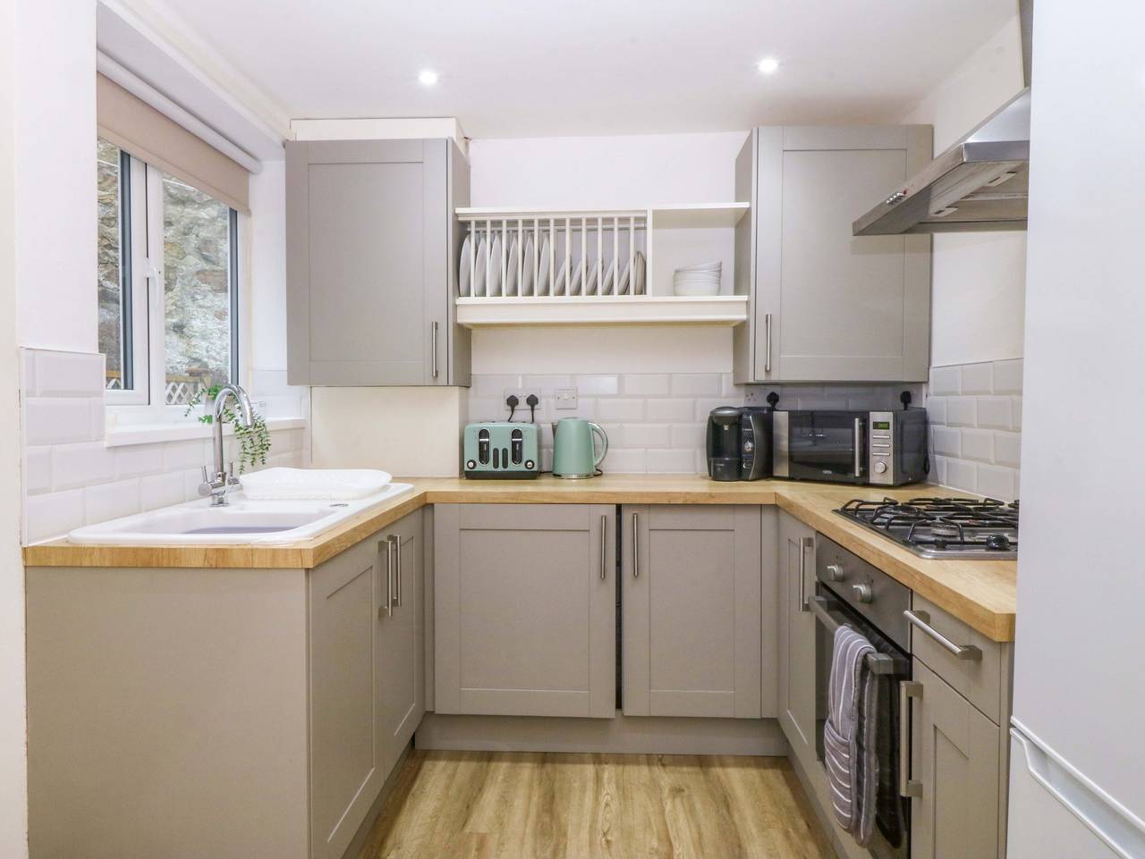 27 Kingshead Street in Pwllheli, Gwynedd
