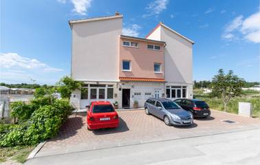 Ferienwohnung für 8 Personen, mit Terrasse in Split