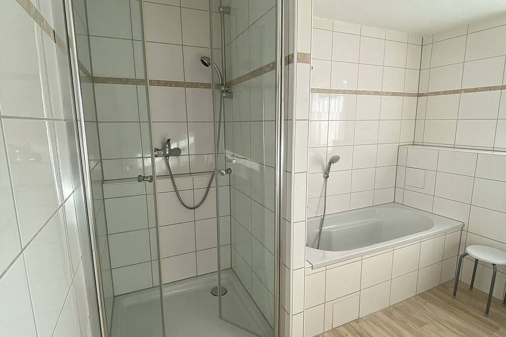 Entire apartment, Casa Alexandra App 350 Holiday apartment in Sandhausen, Rhine Plain