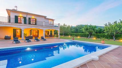 Villa in Binissalem, Majorca Center für 9 