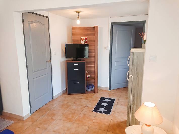 Ganze Wohnung, Einladendes Apartment in Penne-d'Agenais - 32 m² - Terrasse in Penne-d'Agenais, Quercy