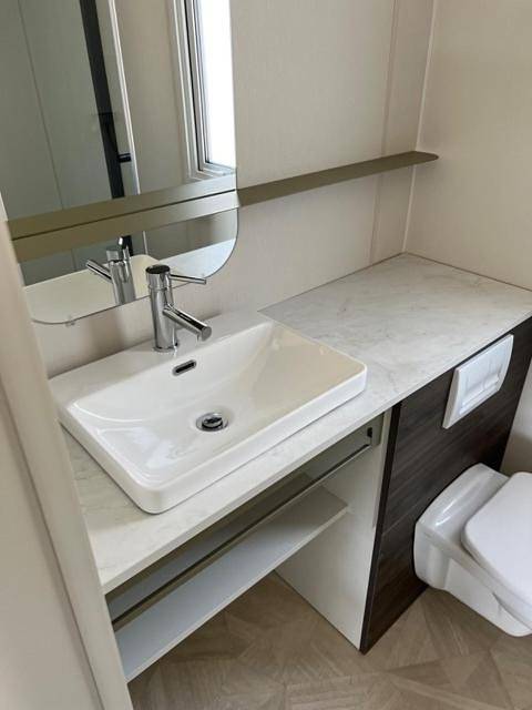 Location de vacances pour 6 personnes, avec piscine ainsi que terrasse et vue, animaux acceptés à La Celle-sous-Gouzon - 3