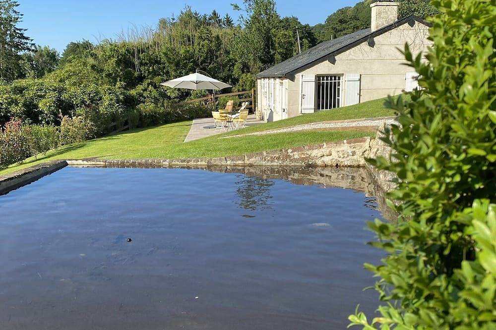 Lodging at the gates of Honfleur 2/4 people in a green setting in Gonneville-sur-Honfleur, Région de Lisieux