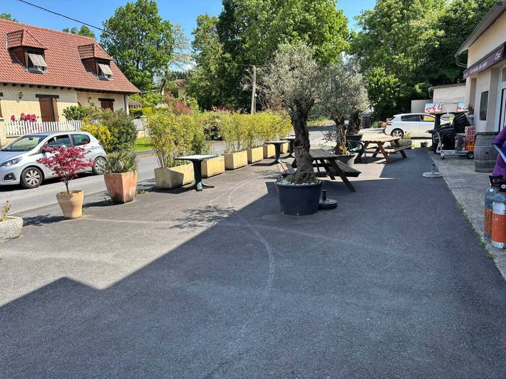Gîte pour 6 personnes, avec balcon à Objat