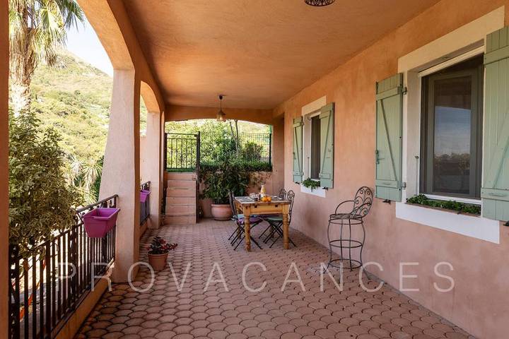 Apartamento vacacional entero, Holiday apartment with pool within walking distance to St-Jeannet in Saint-Jeannet, Costa mediterránea (Francia)