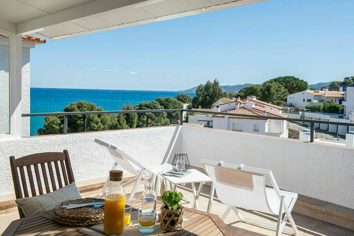 Ferienwohnung für 2 Personen, mit Terrasse in Platja Grifeu