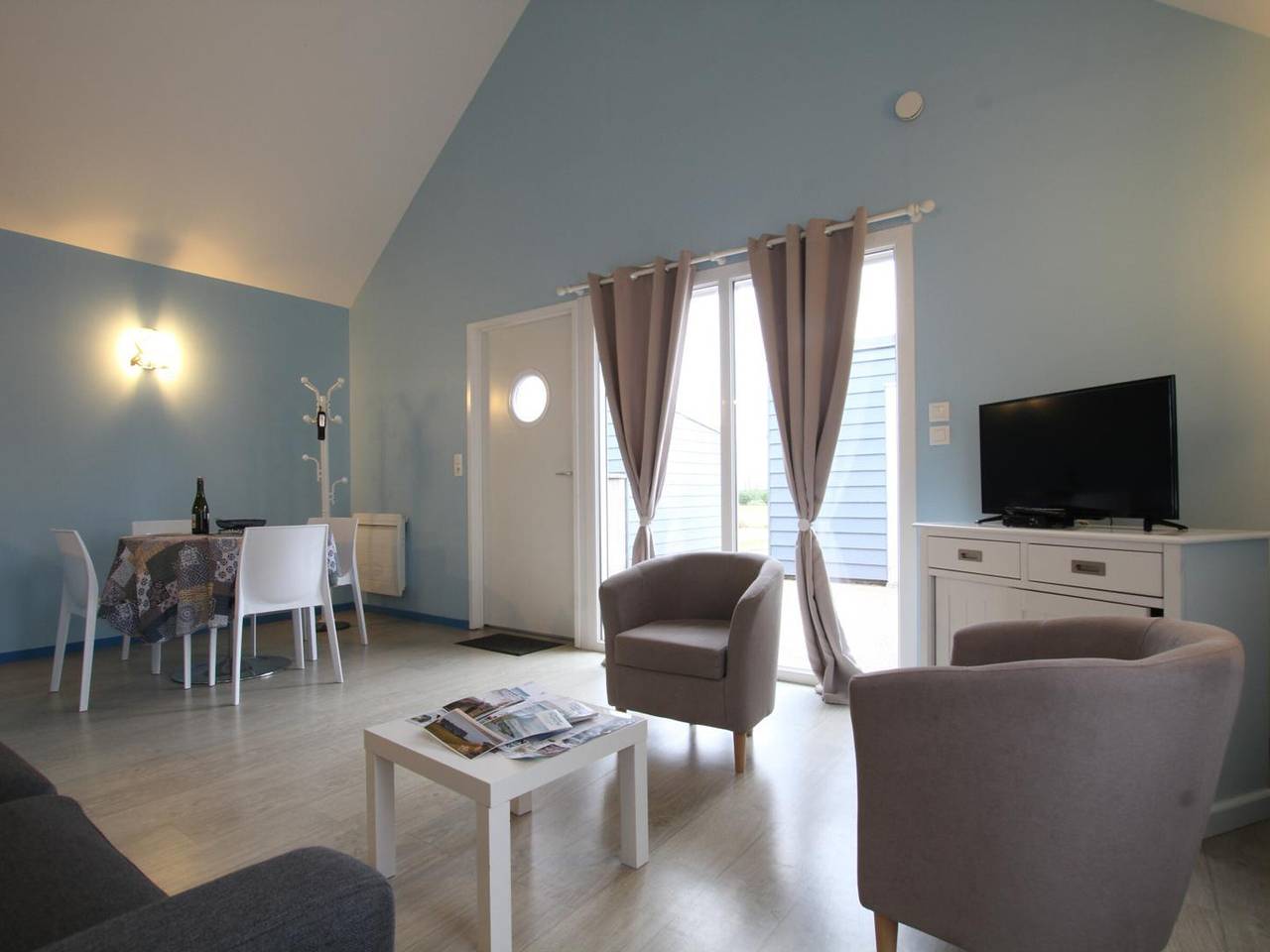 Ganze Wohnung, Haus am Meer mit privater Terrasse in Siouville-Hague in Siouville-Hague, Côte de la Déroute