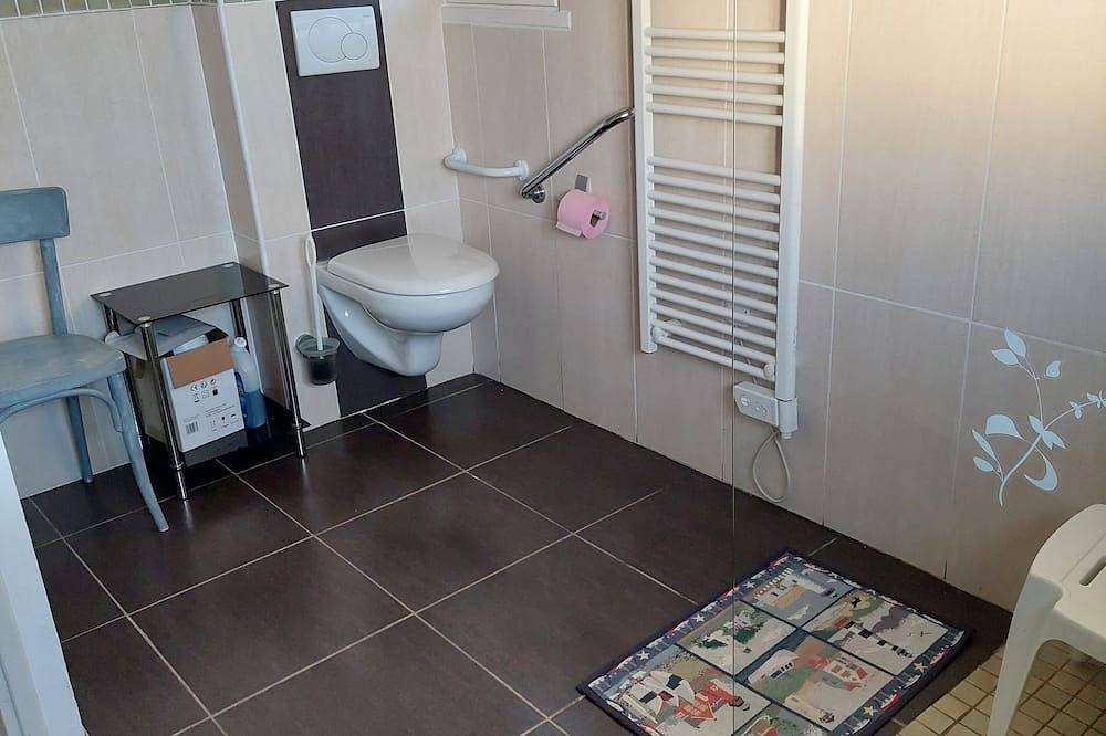 Maison Vue Exceptionnelle Sur Mer A 150 M. du sentier côtier in Plougasnou, Ceinture Dorée