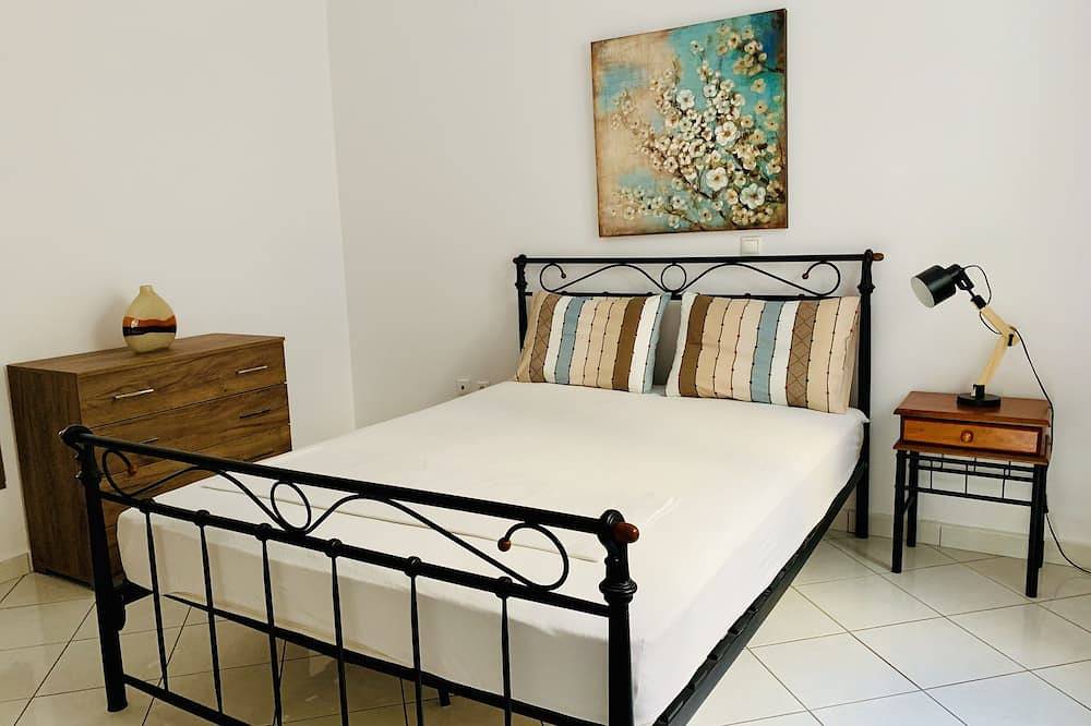 Ganze Wohnung, Ferienwohnung am Meer im Fischerort Ireon in Samos
