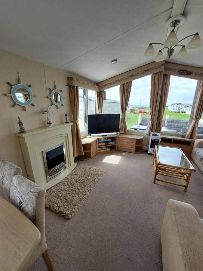 Holiday rental for 6 people, with Terrace and Children pool as well as Pool and Sauna in Barton on Sea