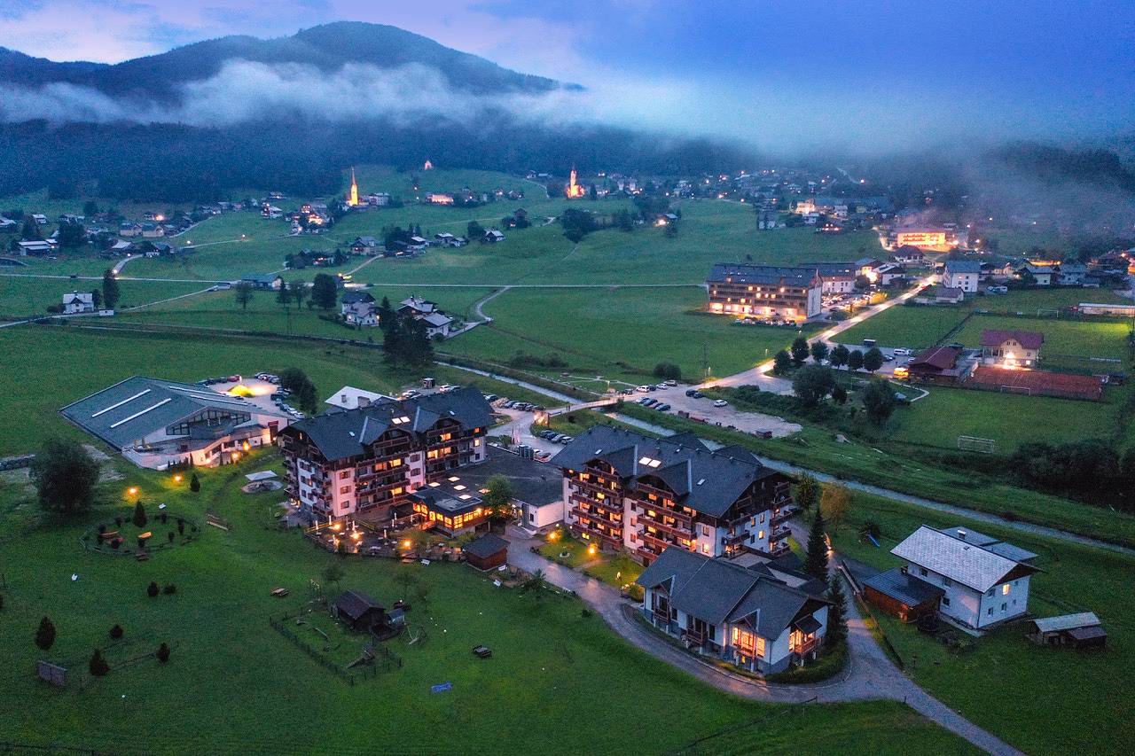 Vitalhotel Gosau - Junior Suite mit 2 Schlafzimmern in Dachsteingebirge, Gosau