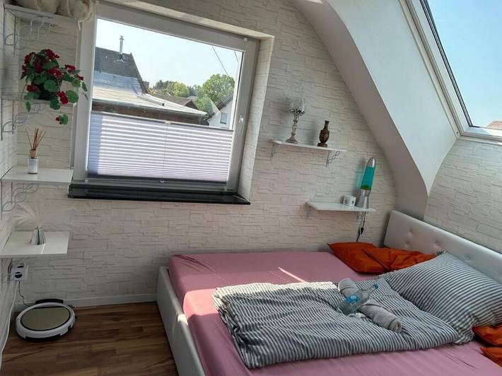 Ferienwohnung für 2 Personen, mit Ausblick und Garten in Hennef