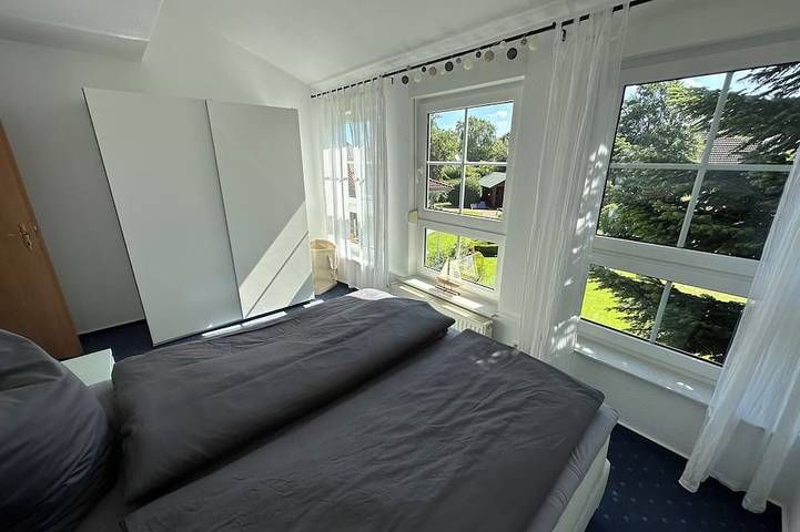 Ferienwohnung für 3 Personen, mit Garten in Schortens - 2