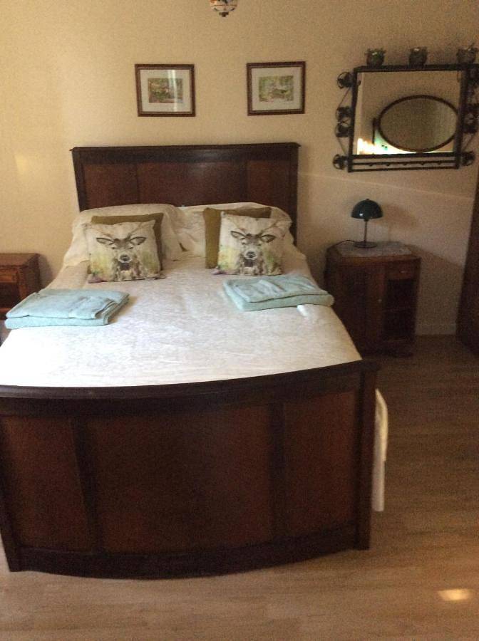 Double Room in Bourganeuf, Région de Guéret