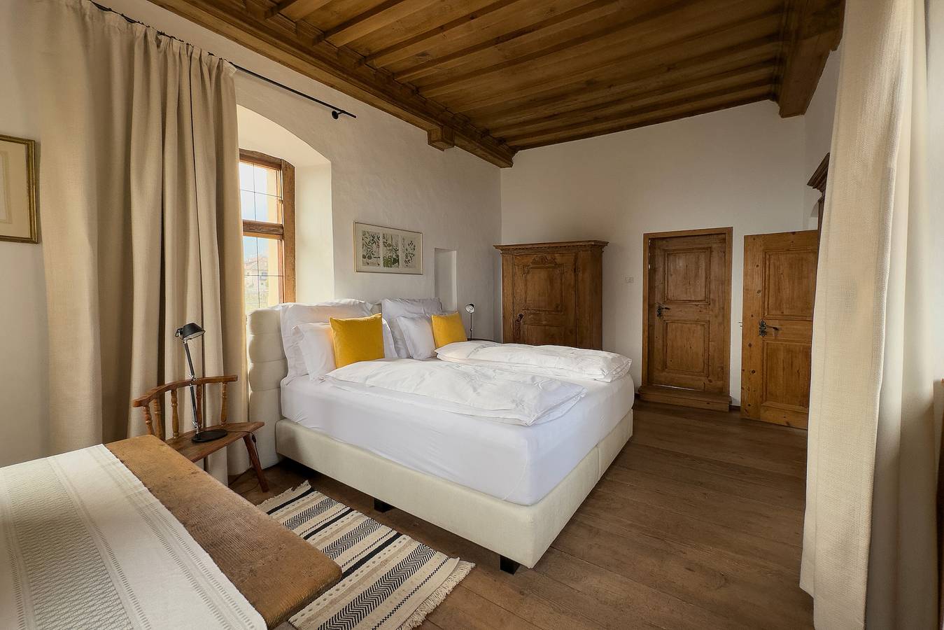 Room 'Zinnenberg Suite 5' with Mountain View, Shared Terrace and Wi-Fi in Monte (Appiano), Appiano