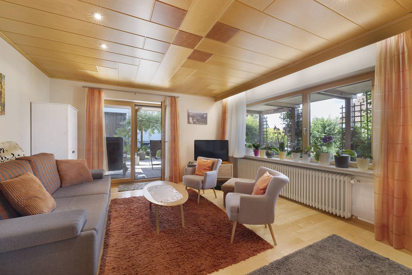 Ganze Wohnung, Apartment 'Janko' mit privater Terrasse, Garten und Wlan in Meßstetten, Naturpark Obere Donau