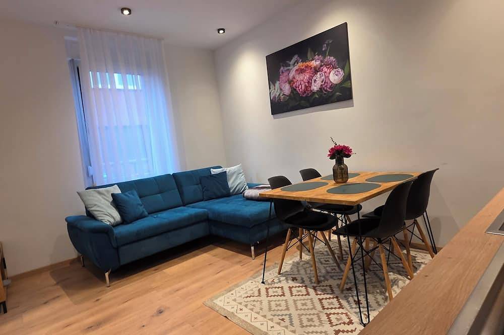 Ganze Wohnung, Dimi Living nah am Centro in Oberhausen, Ruhrgebiet