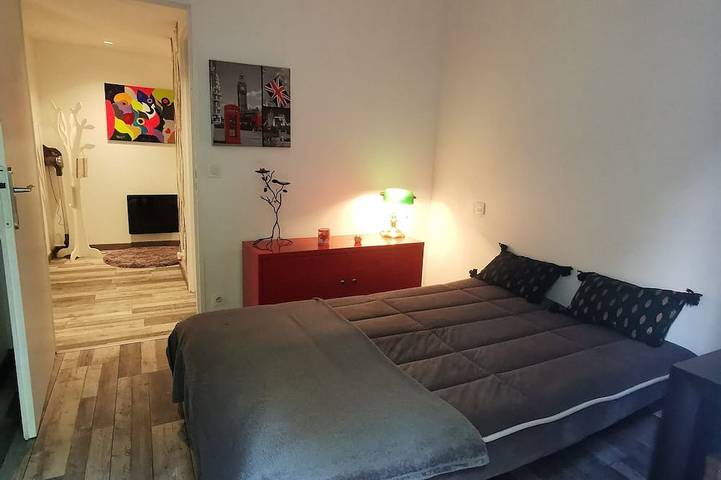 Entire apartment, Biarritz charming two-room apartment with garden and parking! in Biarritz, Bayonne region