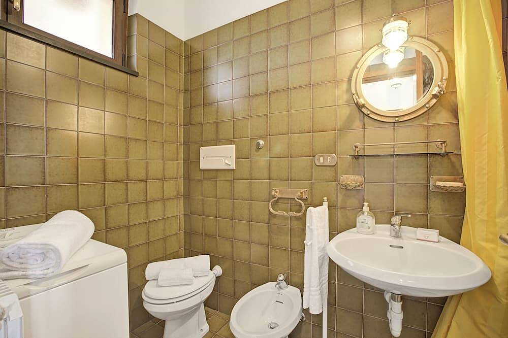 Apartamento entero, Casa del Tramonto - with private parking, Ceriale, Italy in Ceriale, Riviera di Ponente