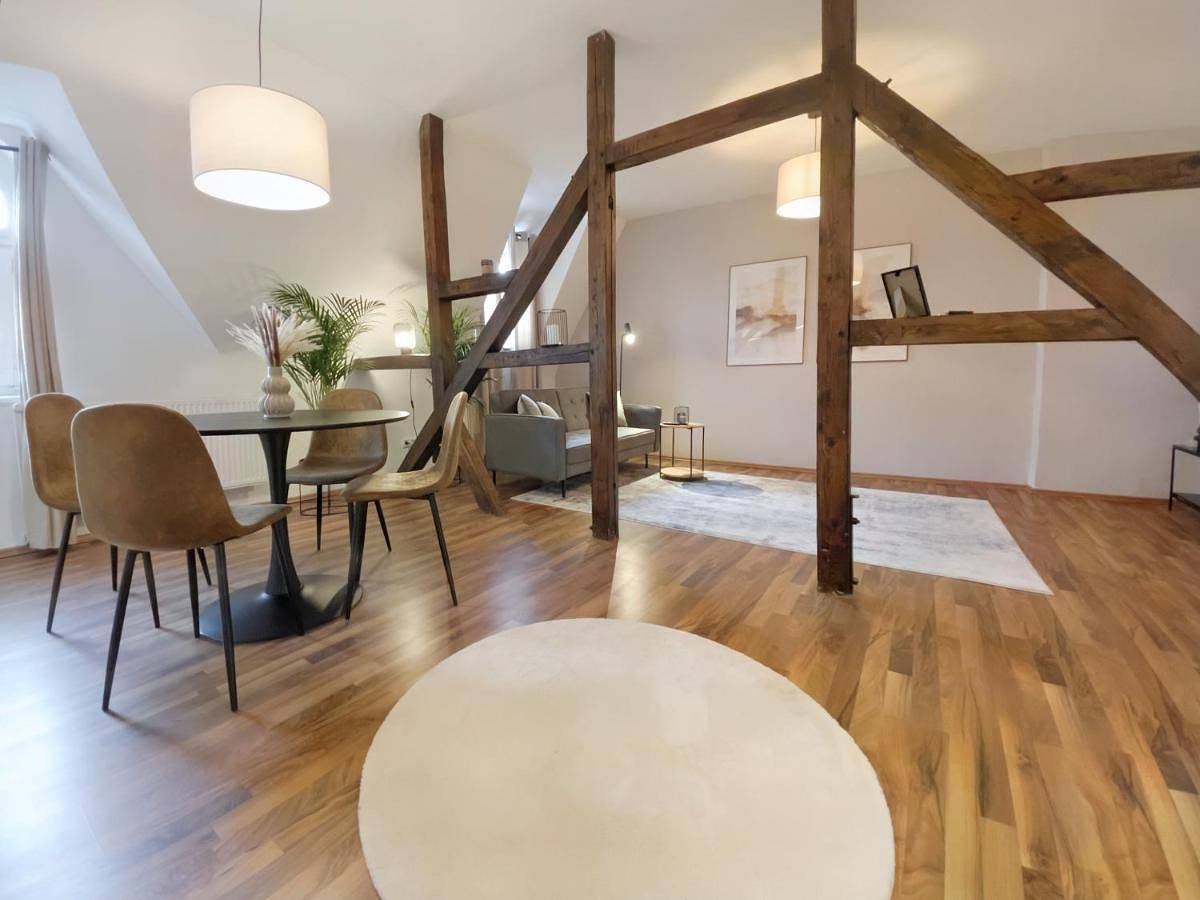 Ganze Wohnung, Milpau Recklinghausen1 - Modernes und zentrales Premium-Apartment mit Queensize-Bett, Netflix, Nespresso, Smart-Tv und Privatparkplatz in Recklinghausen, Kreis Recklinghausen