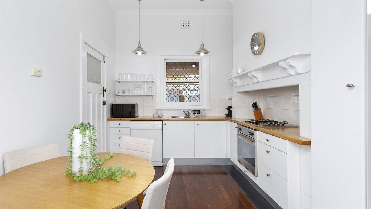 Entire holiday apartment, Ferienwohnung für 4 Personen (1 m²) in West Perth in Perth, Western Australia