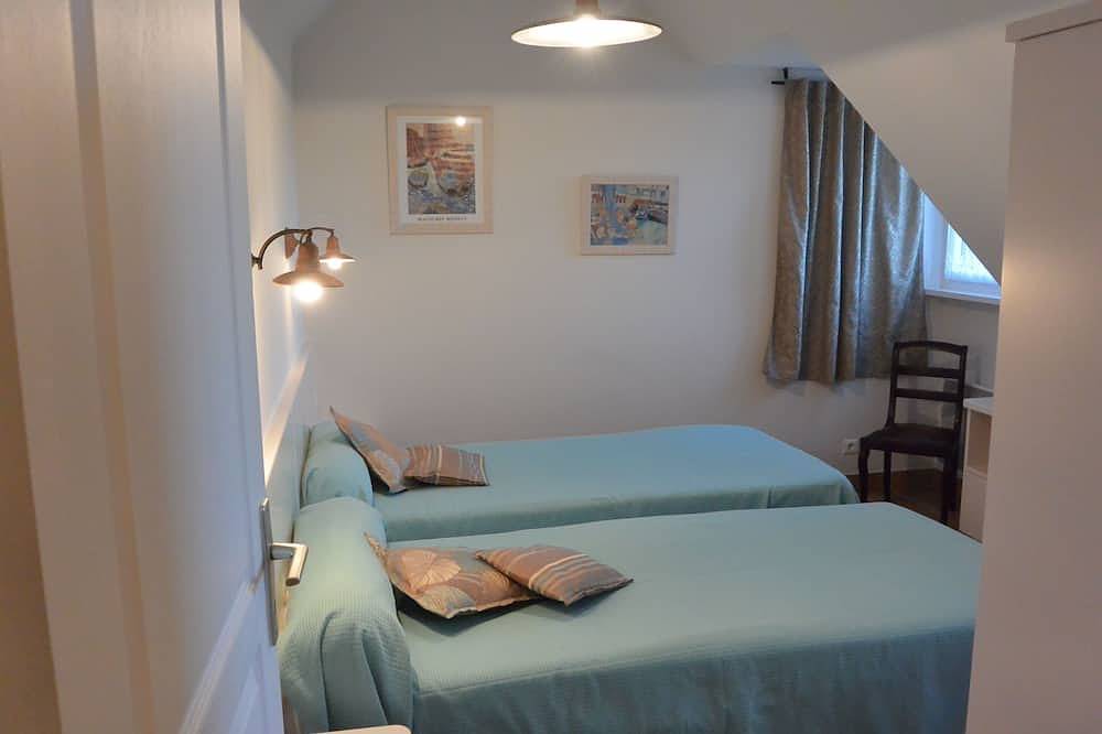 Maison de caractère à 5 min d'Huelgoat ! En plein centre Finistère in Brennilis, Région de Châteaulin