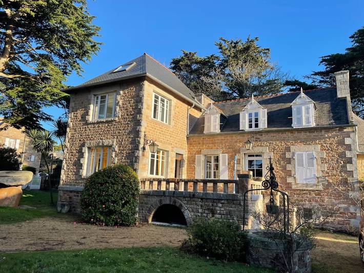 Location de vacances pour 16 personnes, avec Jardin à Trébeurden