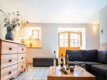 Gîte pour 8 Personnes dans Brion (Lozère), L'Aubrac, Photo 4