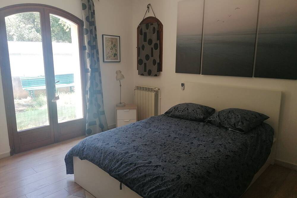 Villa with private pool - garden - family vacations near the sea in La Garde, Parc national Port-Cros