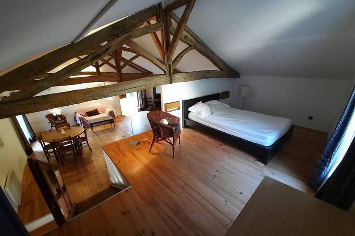 Location de vacances pour 3 personnes, avec piscine ainsi que terrasse et jardin à Marnac - 3