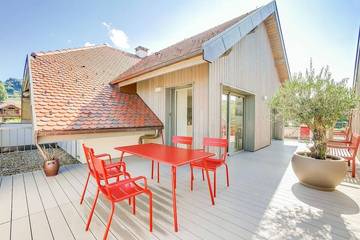 Gîte pour 4 personnes, avec balcon à Menthon-Saint-Bernard