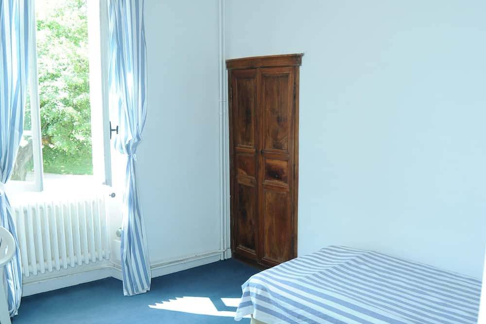 Außergewöhnliches Bauernhaus am Fuße des Mont Ventoux, großer Swimmingpool in Crillon-le-Brave, Parc naturel régional du Mont-Ventoux