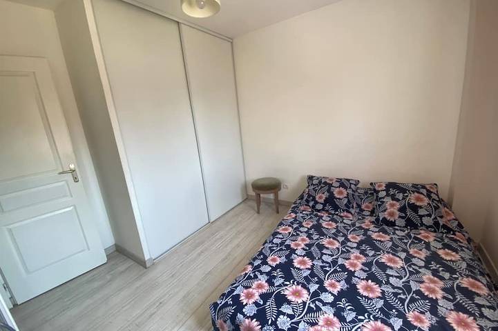 Location de vacances pour 8 personnes, avec jardin à Sarcelles - 3