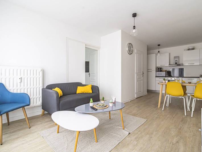 Apartamento entero, Apartamento Luminoso con WiFi en el Corazón de Reims in Reims, Marne