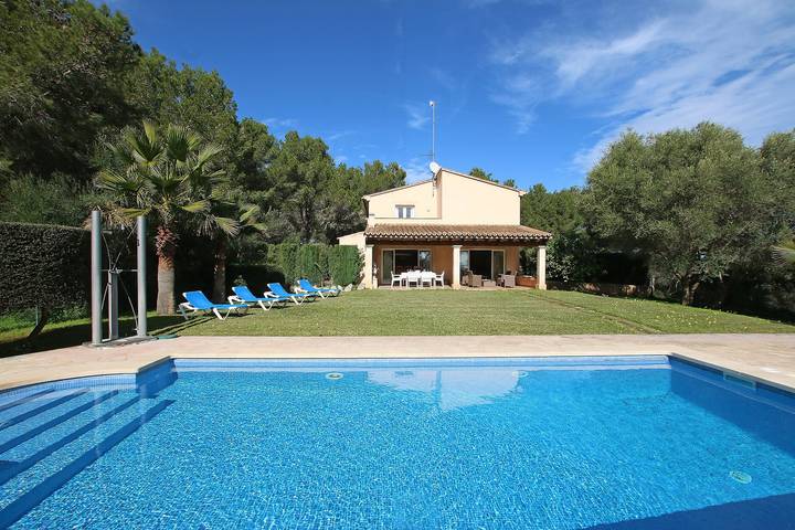 Finca 'Son Cami' mit Bergblick, Wi-Fi und Klimaanlage in Felanitx, Mallorca Süden