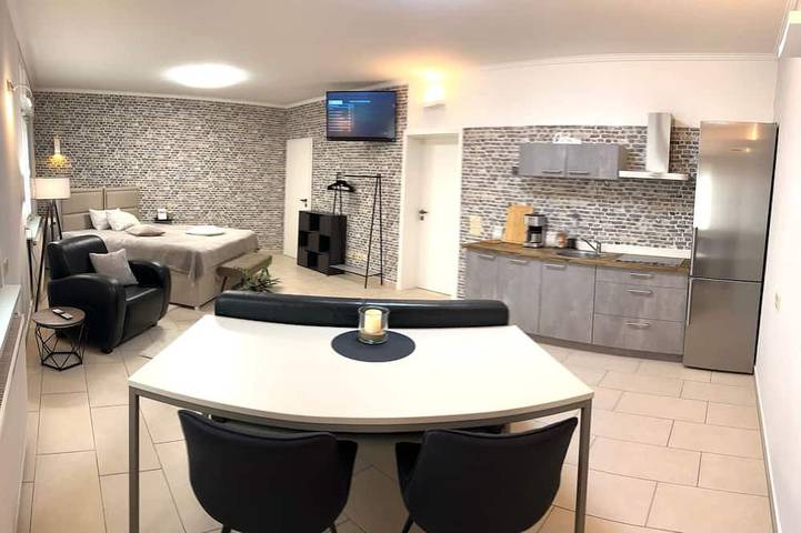 Ferienwohnung für 2 Personen, mit Garten und Pool in Guben - 3