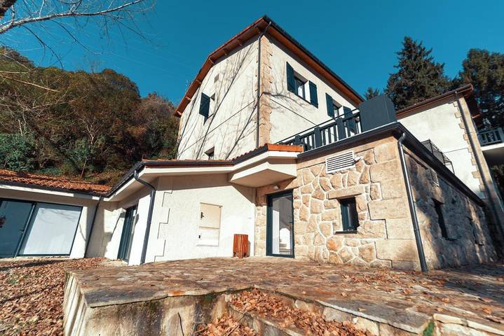 Casa rural para 12 personas, con vistas y terraza en Ribeira Sacra - 2