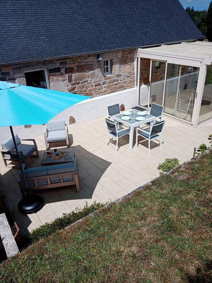 Gîte pour 3 personnes, avec Terrasse et Jardin à Lohuec