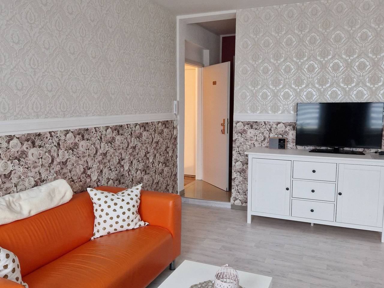 Ganze Ferienwohnung, Onkmangani Appartmenthaus Oelschläger Annett - Appartement Röschen in Tollensesee, Burg Stargard