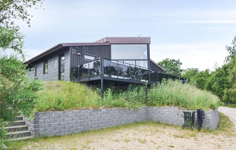 Ferienhaus für 6 Personen, mit Terrasse und Whirlpool