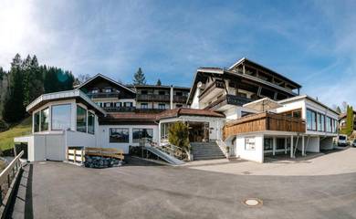 Hotel für 2 Personen, mit Whirlpool und Sauna sowie Terrasse, mit Haustier in Blaichach