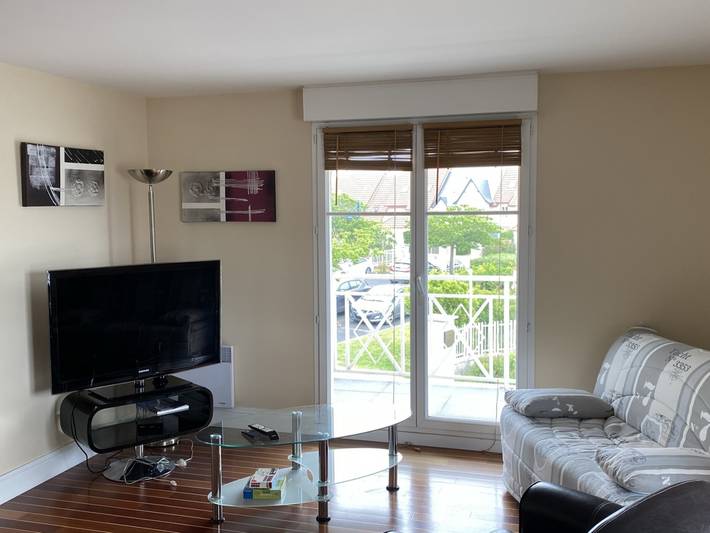 Appartement entier, Appartement 3 pièces calme avec ascenseur à Dives-sur-Mer in Dives-sur-Mer, Région de Lisieux