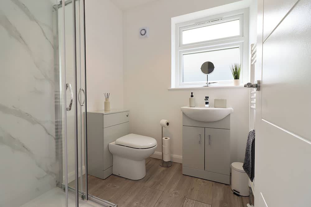 Home from Home | 2-Bed Chesterfield Stay in Brimington, Chesterfield