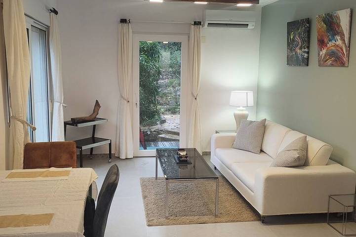 Small country house on the Costa Blanca, 6 km from Denia in La Sella, Pedreguer
