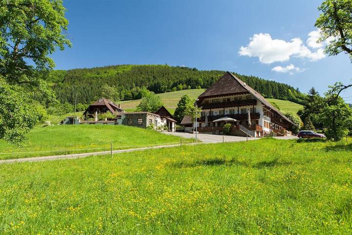 Hotel für 2 Personen, mit Ausblick in Simonswald