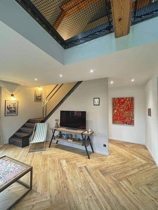 Gîte pour 10 personnes, avec vue et jardin, animaux acceptés à Pontarlier - 3